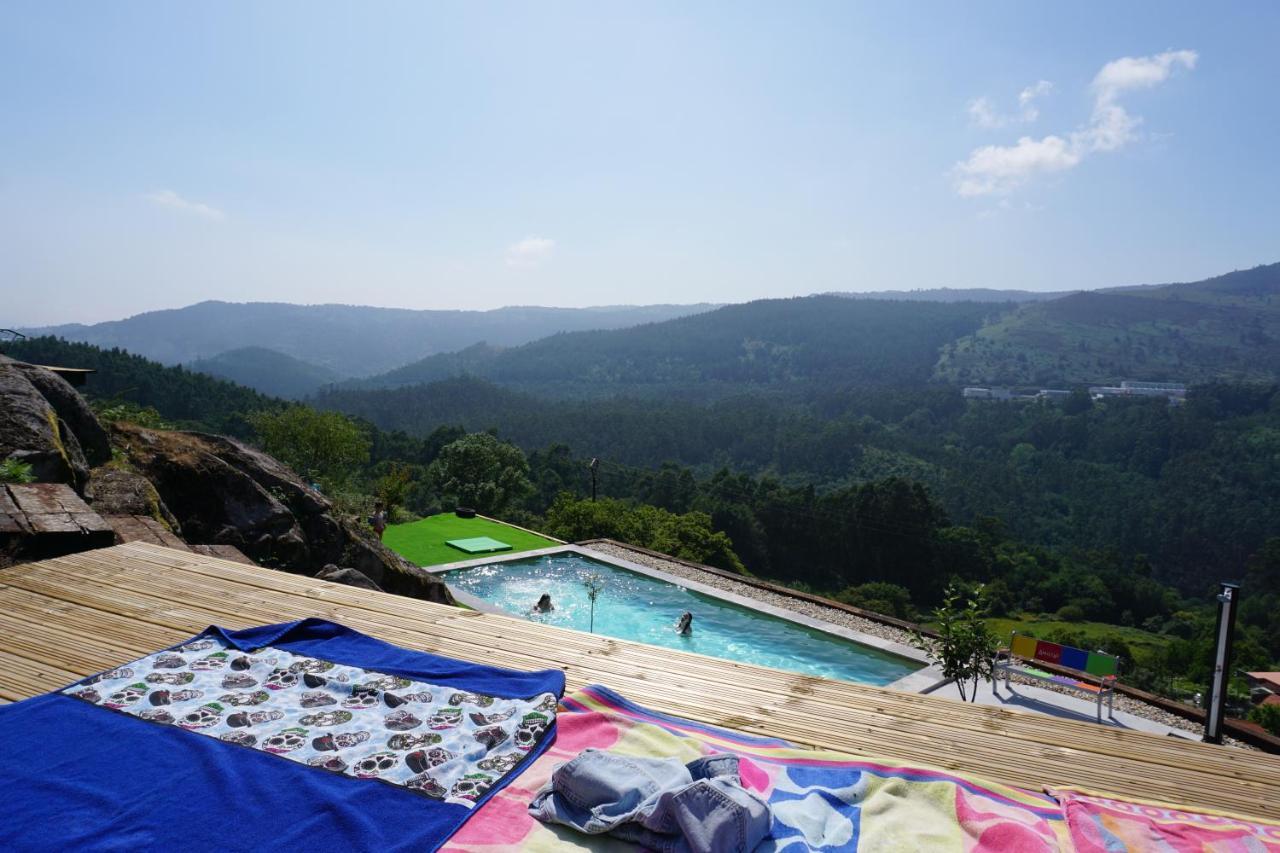 ホテル Glamping Aventura Atalaia Cotobade エクステリア 写真